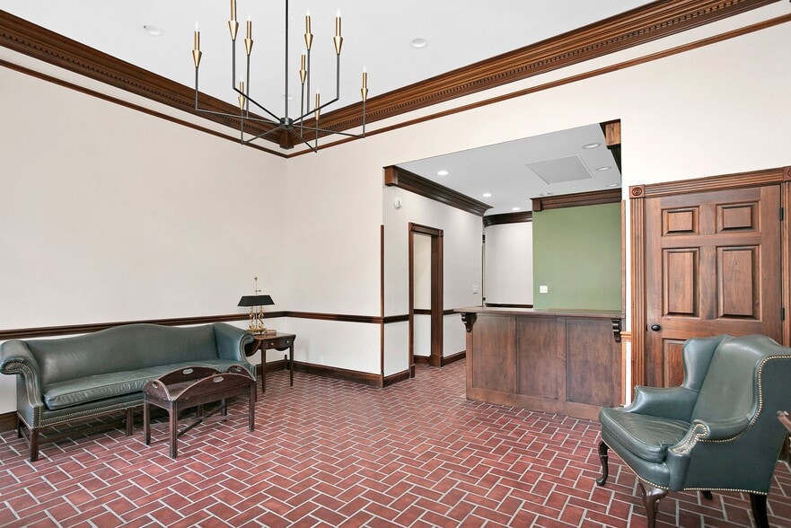 103 W Main St, Lebanon, KY for lease - Building Photo - Image 2 of 29