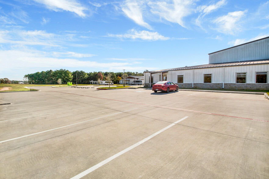 21206 Telge Rd, Tomball, TX for lease - Building Photo - Image 2 of 23