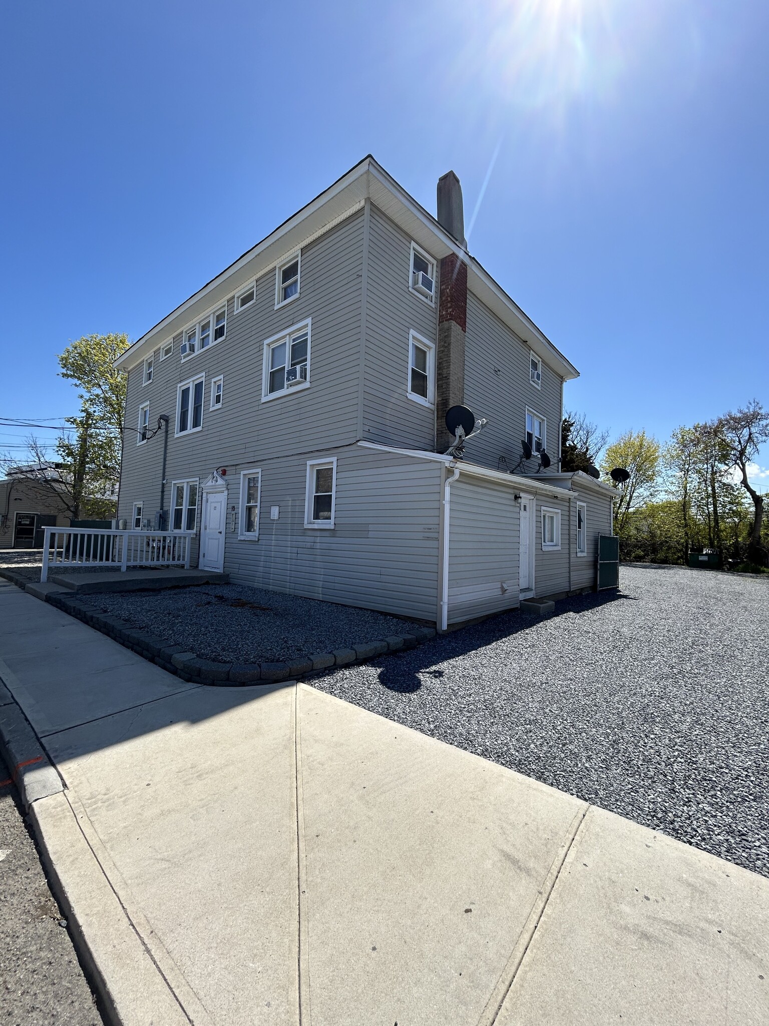 12 Linden Pl, Port Jefferson, NY for sale Building Photo- Image 1 of 13