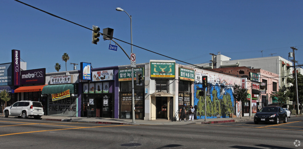 180 S Western Ave, Los Angeles, CA for sale - Primary Photo - Image 1 of 1