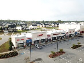 3350 Footbridge Ln, Hope Mills, NC - AERIAL  map view - Image1