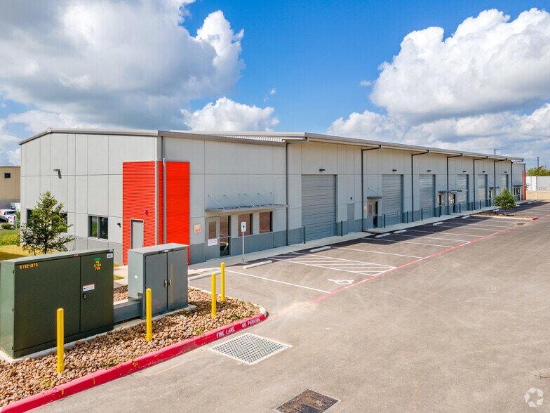 7637 Fm 3009, Schertz, TX for sale - Primary Photo - Image 1 of 1