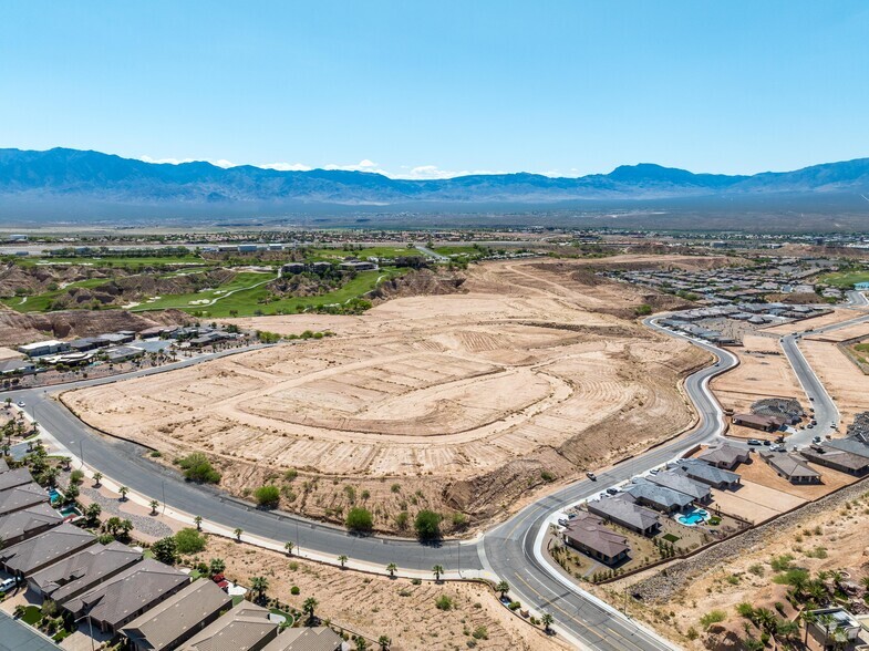 1327 Collins Fall Dr, Mesquite, NV for sale - Building Photo - Image 1 of 16