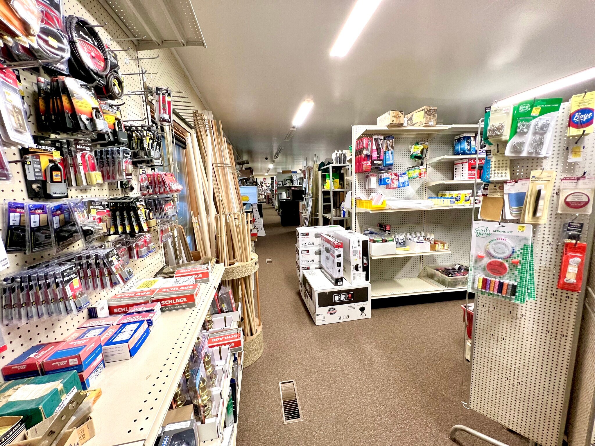 131 Mallott Ave, Yakutat, AK 99689 Yakutat Hardware for Sale