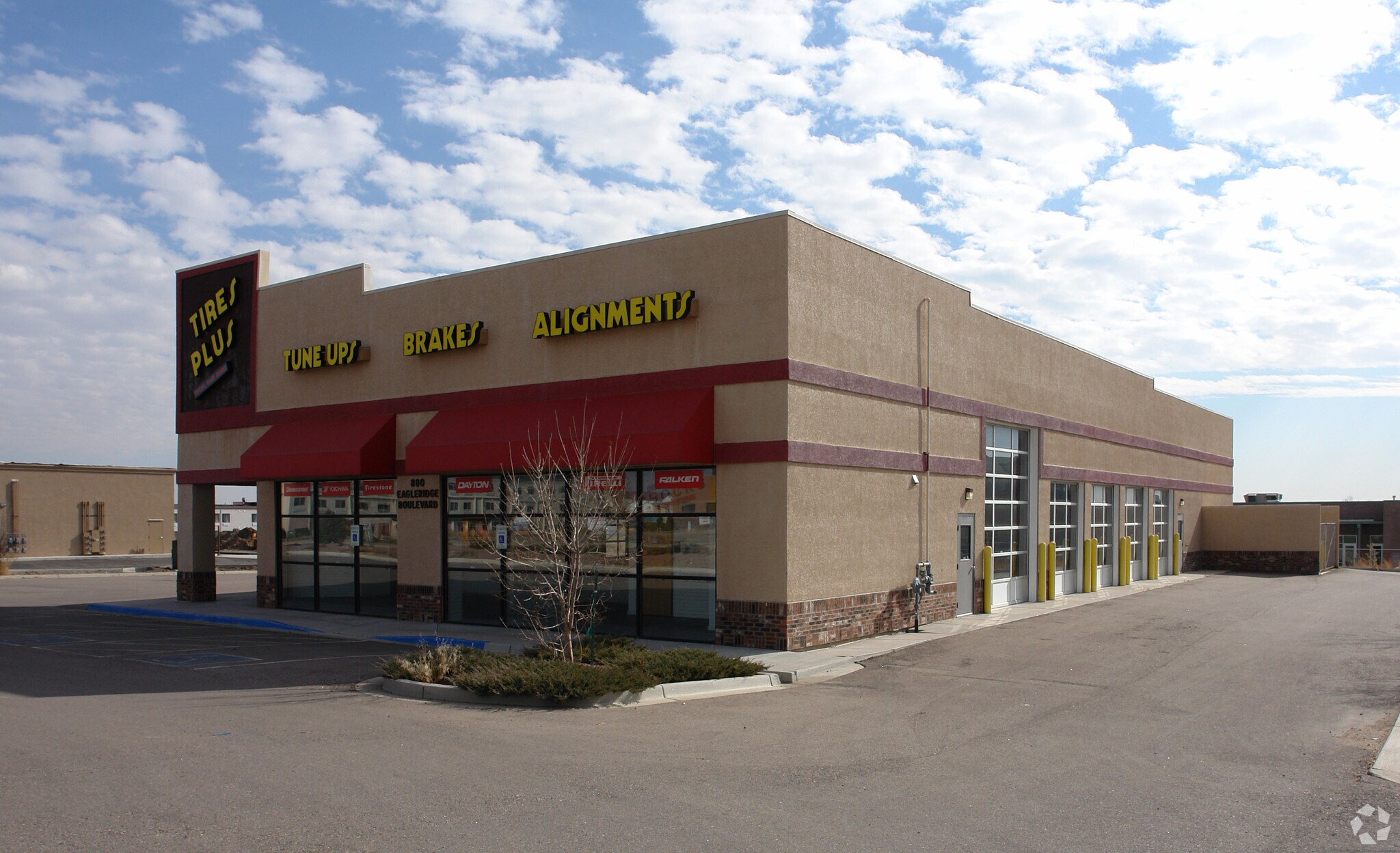 880 Eagleridge Blvd, Pueblo, CO 81008