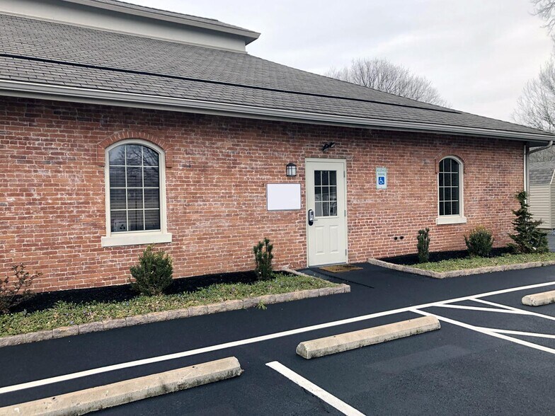 2397 Quentin Rd, Lebanon, PA 17042