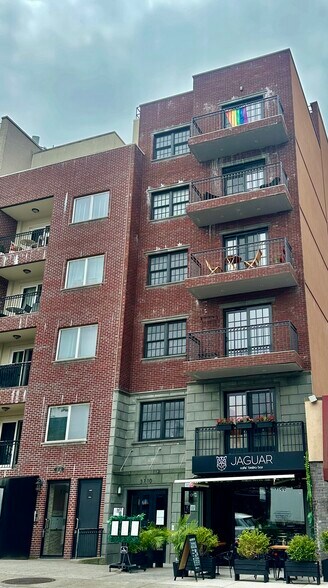 3710 31st Ave, Astoria, NY for sale - Building Photo - Image 1 of 1