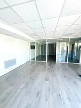 Office in Maule for lease Interior Photo- Image 2 of 4