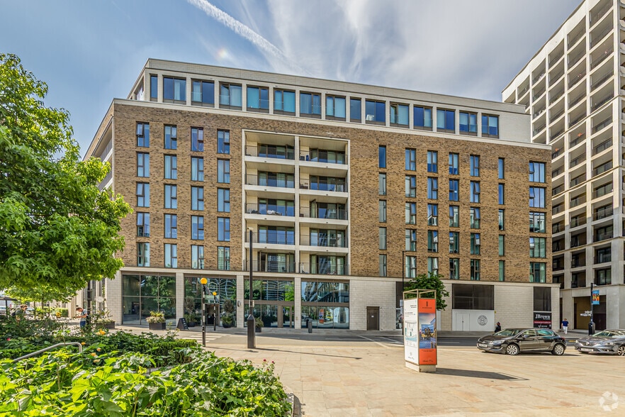 11 Schooner Rd, London for sale - Primary Photo - Image 1 of 31