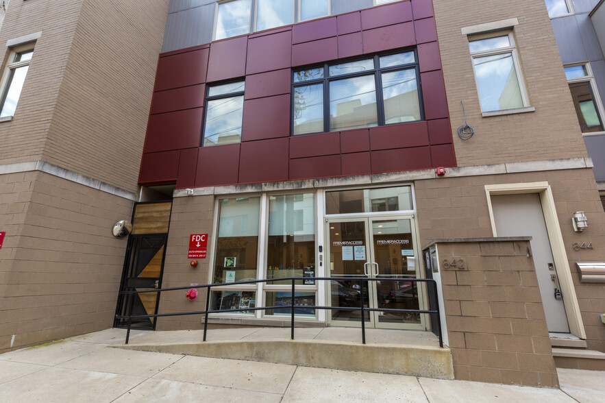 842 N 3rd St, Philadelphia, PA for sale - Primary Photo - Image 1 of 2