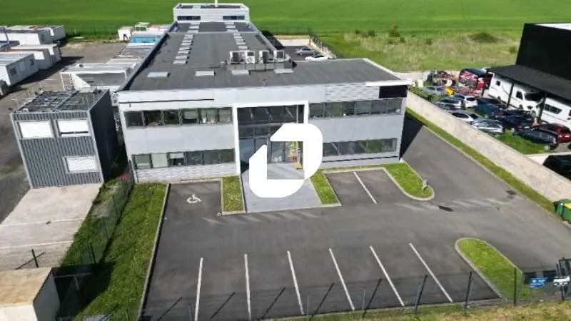 Flex in Égly for lease - Building Photo - Image 3 of 7