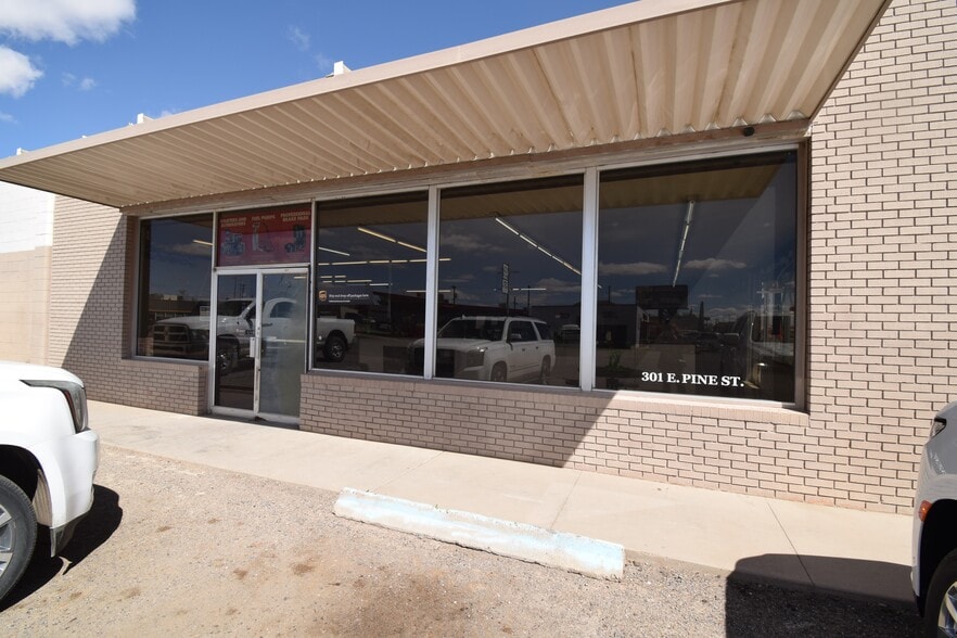 301 E Pine St, Deming, NM for sale - Building Photo - Image 3 of 34