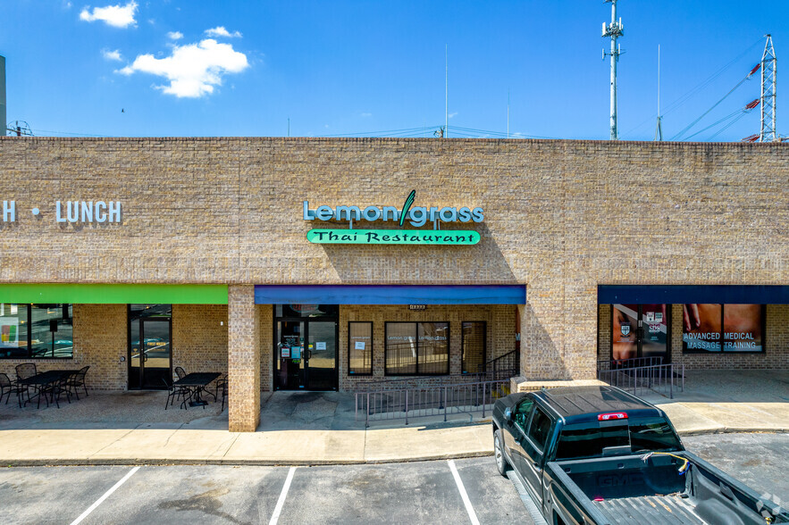 16602-16668 San Pedro Ave, San Antonio, TX for lease - Building Photo - Image 3 of 35