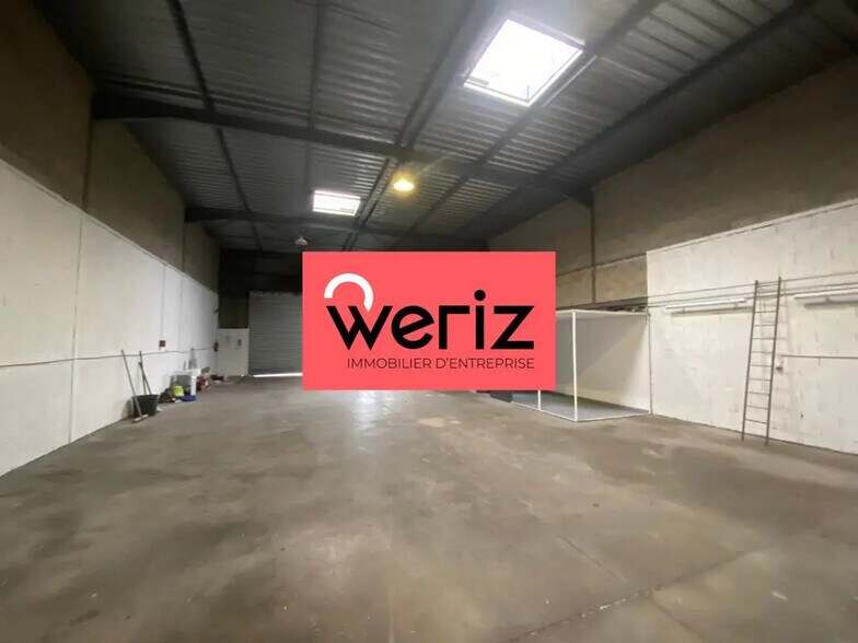 Flex in Rognac for lease - Interior Photo - Image 3 of 5