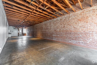 309 W 7th St, San Pedro, CA for lease Interior Photo- Image 1 of 12