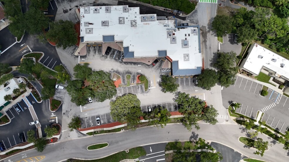 1185 Spring Centre Blvd S, Altamonte Springs, FL for lease - Building Photo - Image 2 of 9