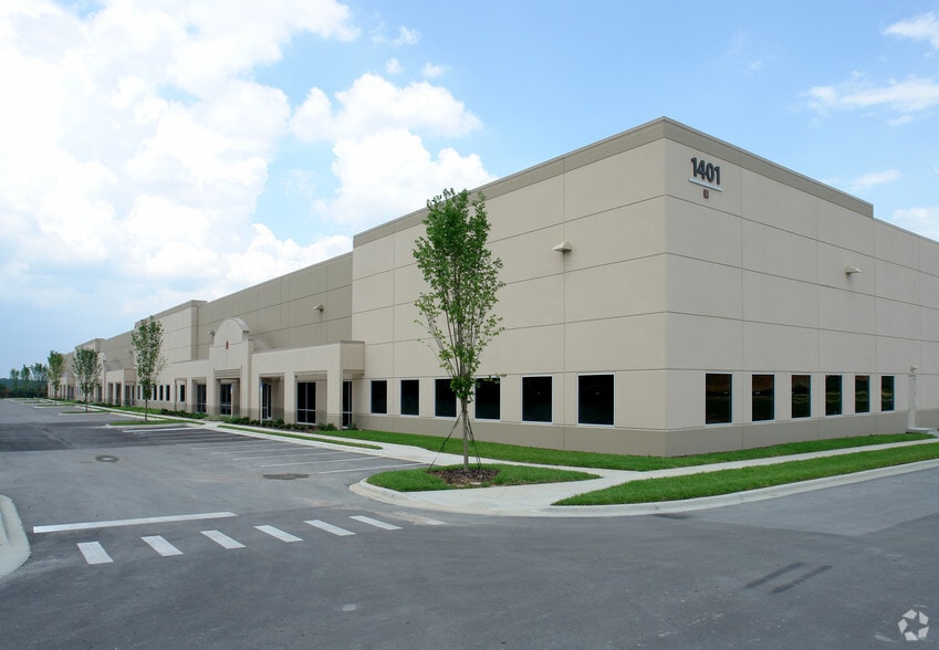 1401 Ocoee Apopka Rd, Apopka, FL for sale - Primary Photo - Image 1 of 1