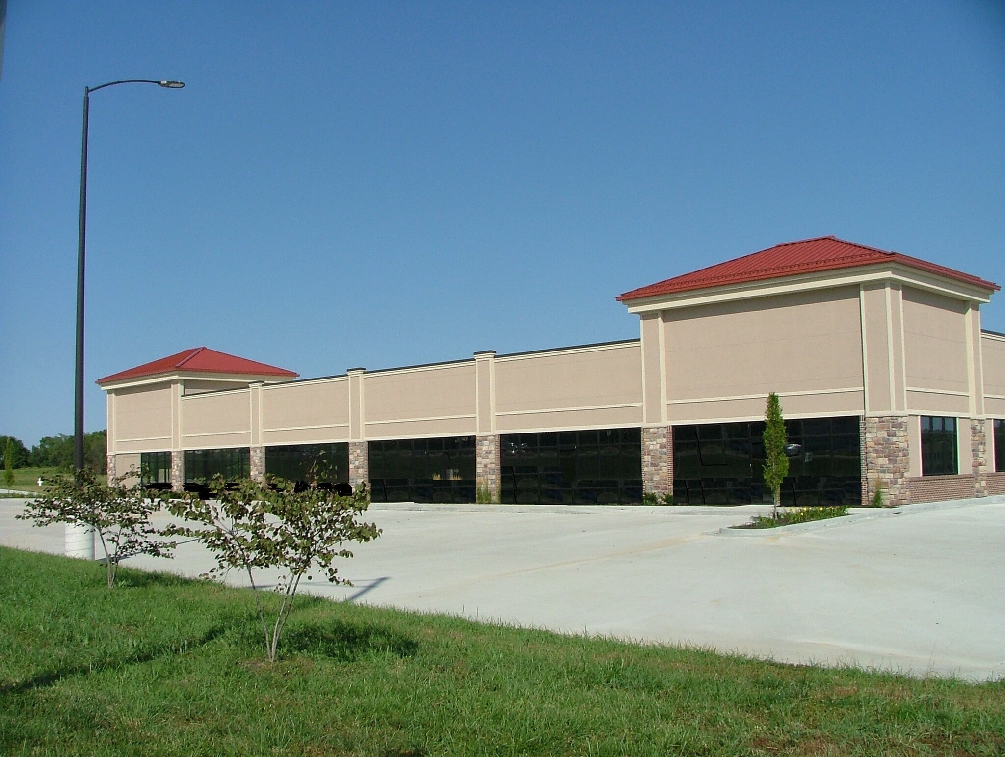 4604 Rochester Rd, Saint Joseph, MO for lease Primary Photo- Image 1 of 4