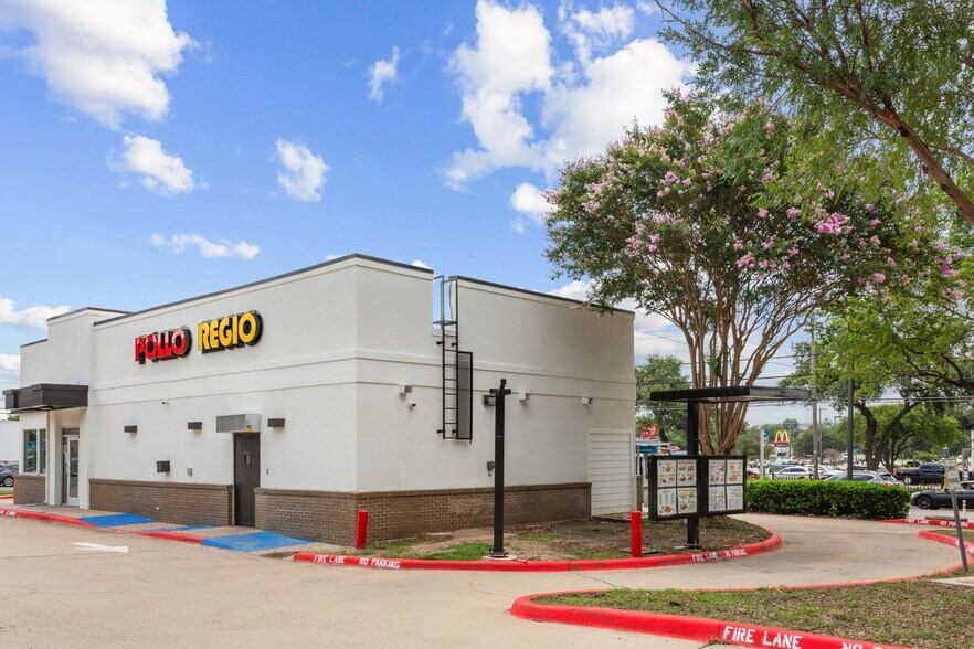 1150 Airport Blvd, Austin, TX for sale - Building Photo - Image 3 of 7