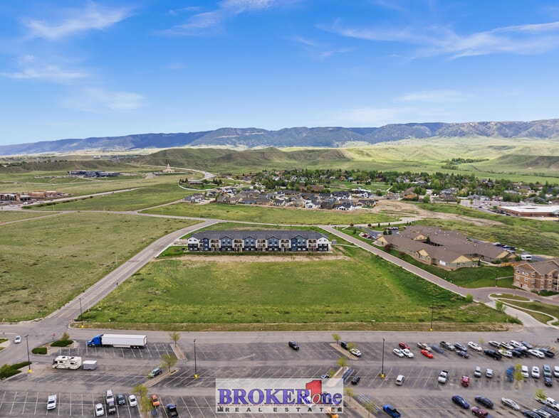 3250 Patriot dr, Casper, WY for sale - Primary Photo - Image 1 of 16