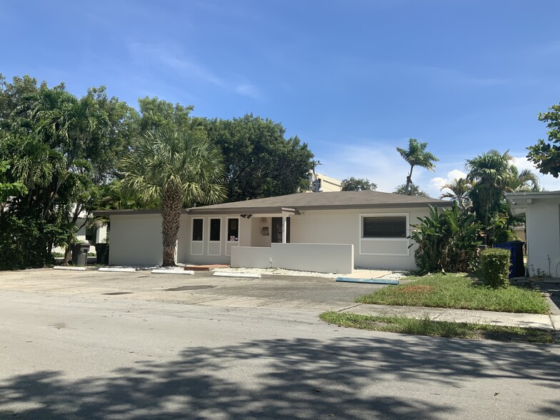 1212 SE 1st Ave, Fort Lauderdale, FL for lease - Building Photo - Image 3 of 27