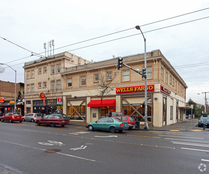 1701-1707 N 45th St, Seattle, WA for lease - Building Photo - Image 1 of 3