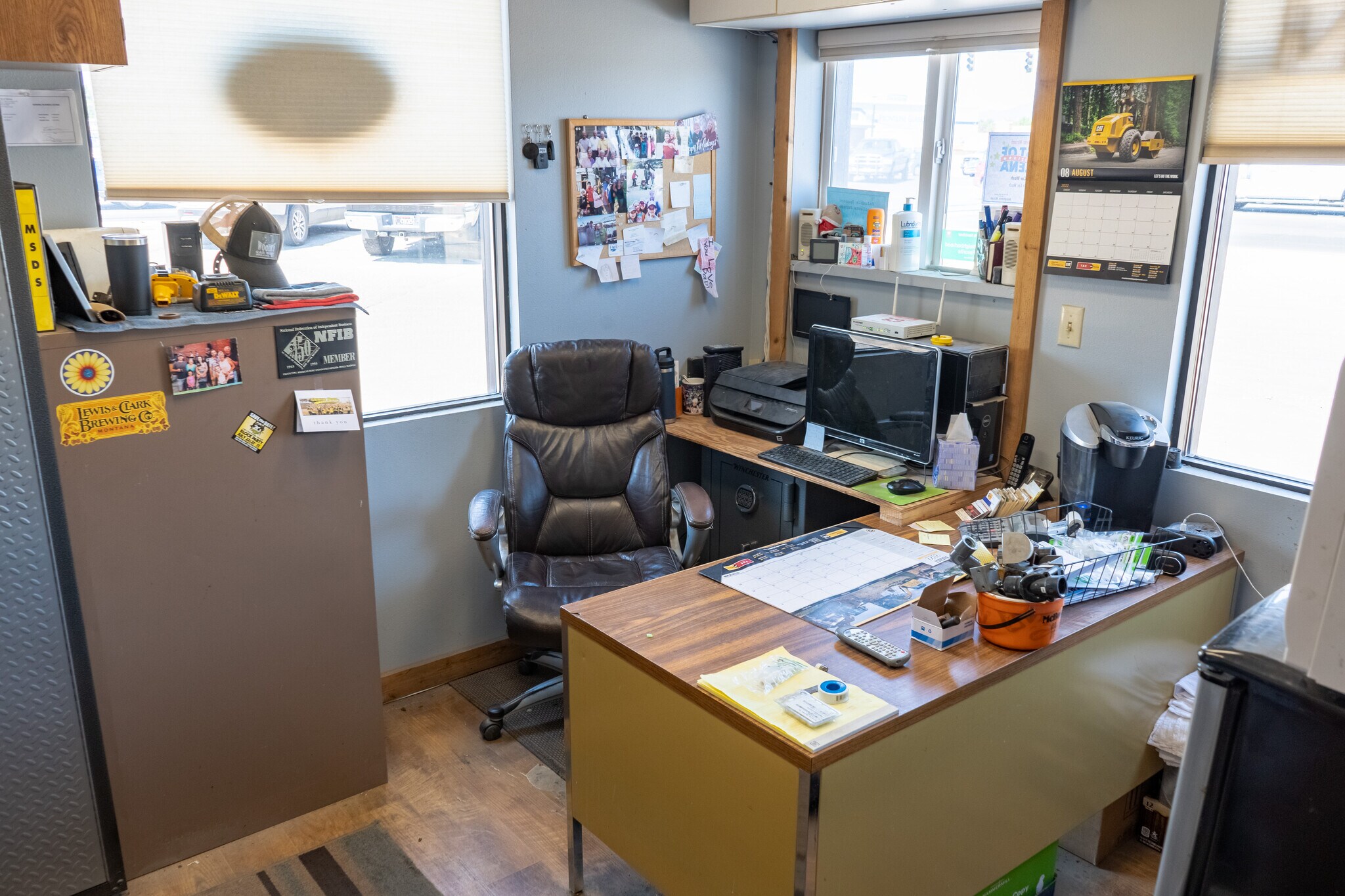 1201 Cedar St, Helena, MT 59601 Woody's Car Wash