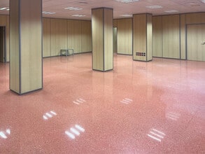 Retail in Elche, Alicante for lease Interior Photo- Image 2 of 18