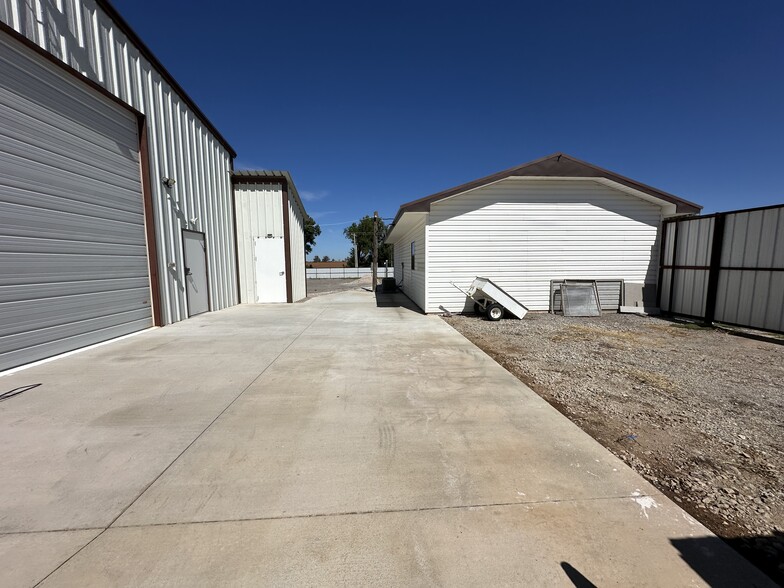 609 Indian Rd, Seiling, OK for sale - Building Photo - Image 3 of 48