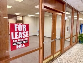 700 N Grant Ave, Odessa, TX for lease Interior Photo- Image 2 of 6