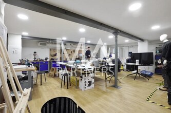 17 Rue Bouchardon, Paris for lease Building Photo- Image 1 of 13