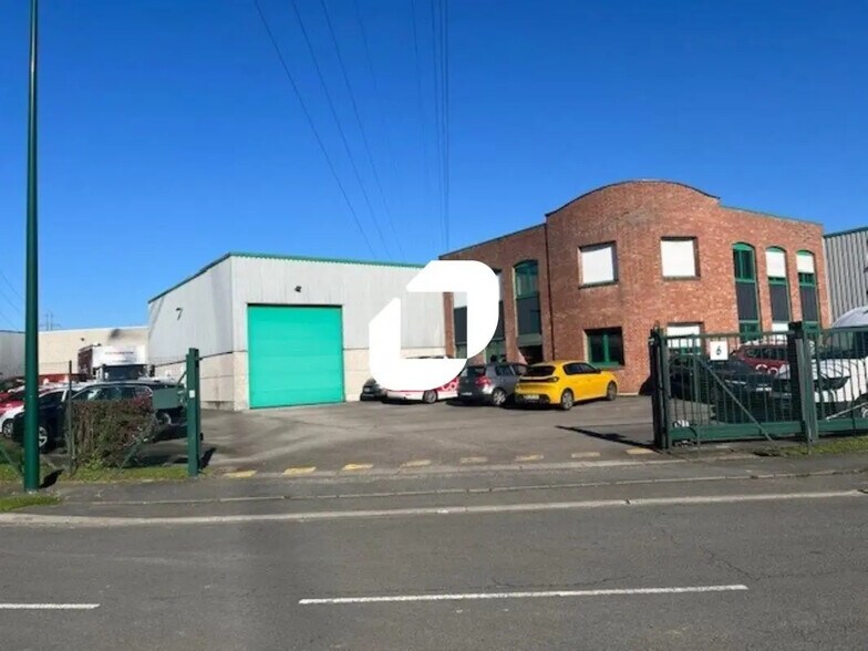 Office in Bondues for lease - Building Photo - Image 1 of 16