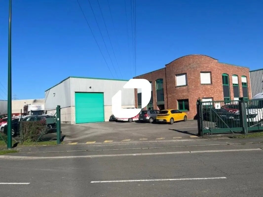 Office in Bondues for lease Building Photo- Image 1 of 17