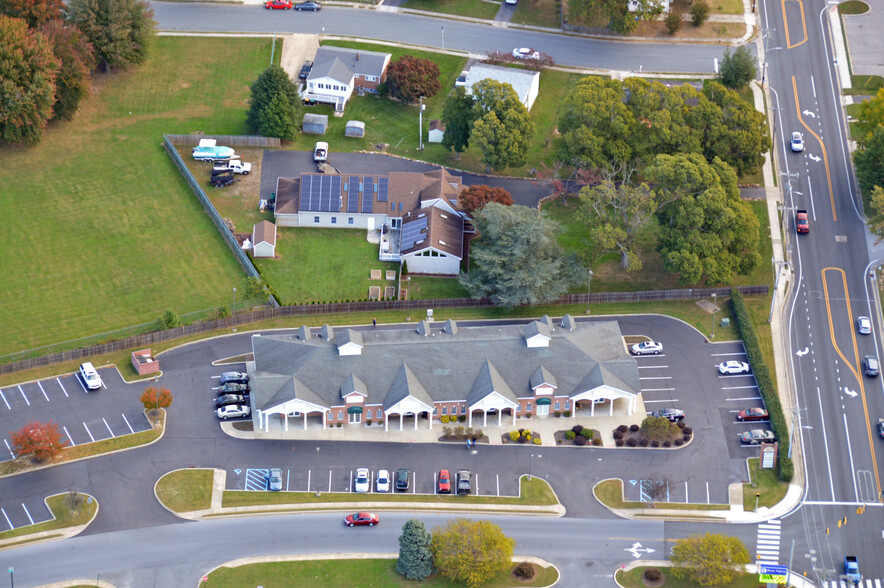 300-350 N High St, Smyrna, DE for lease - Aerial - Image 2 of 2