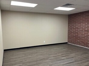 6724 Paluxy Dr, Tyler, TX for lease Interior Photo- Image 2 of 9