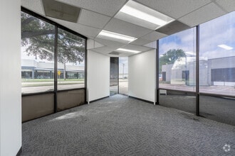 1911 Old Denton Rd, Carrollton, TX for lease Interior Photo- Image 2 of 5