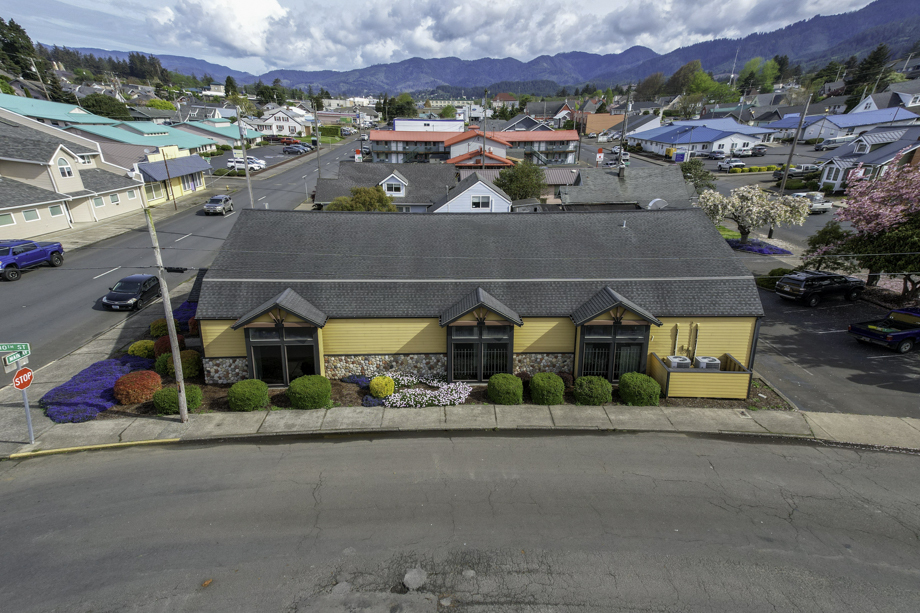 915 Main Ave, Tillamook, OR for lease Building Photo- Image 1 of 33