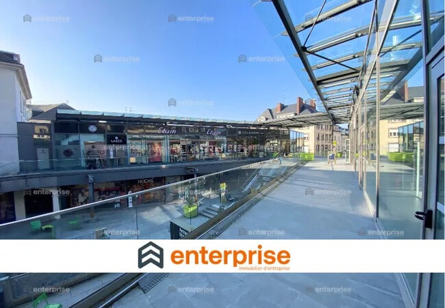 Location Commerce 45 m² à 120 m²