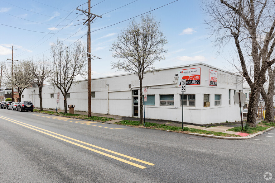 32 1st St, Hackensack, NJ for sale - Building Photo - Image 1 of 5