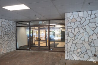 240 Frisch Ct, Paramus, NJ for sale Interior Photo- Image 1 of 1