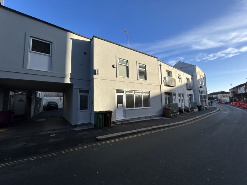 5 Beaumont Rd, Plymouth for lease - Building Photo - Image 2 of 3