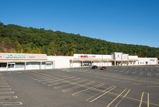 More details for 831-881 Wolcott St, Waterbury, CT - Retail for Lease