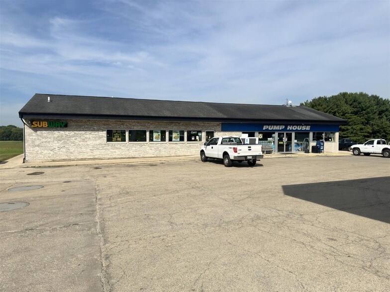 12180 Center Rd, Durand, IL for sale - Building Photo - Image 2 of 56