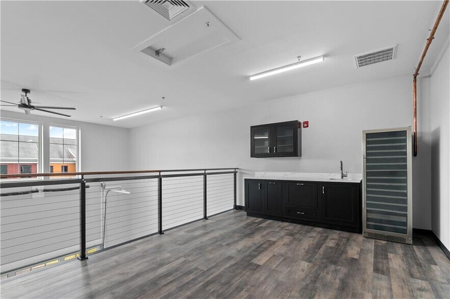 55 John Clarke Rd, Middletown, RI for sale - Building Photo - Image 1 of 1