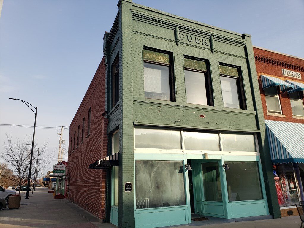 224 N Penn Ave, Independence, KS 67301