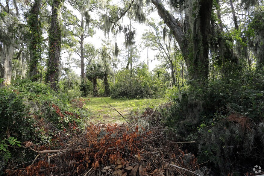 10602 White Bluff Rd, Savannah, GA for sale - Primary Photo - Image 1 of 3