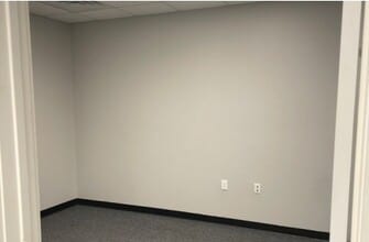 6624 Gordon Rd, Wilmington, NC for lease Interior Photo- Image 2 of 5