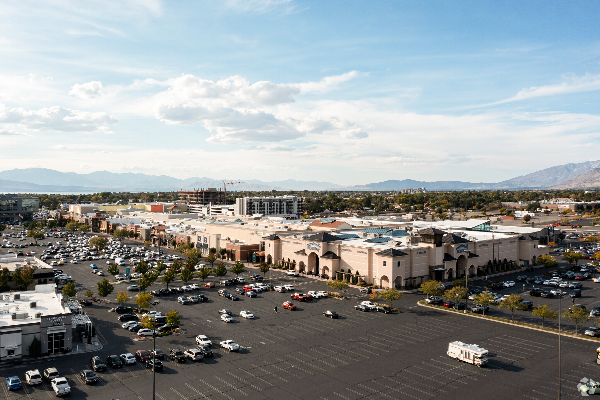 575 E University Pky, Orem, UT for lease Building Photo- Image 1 of 2