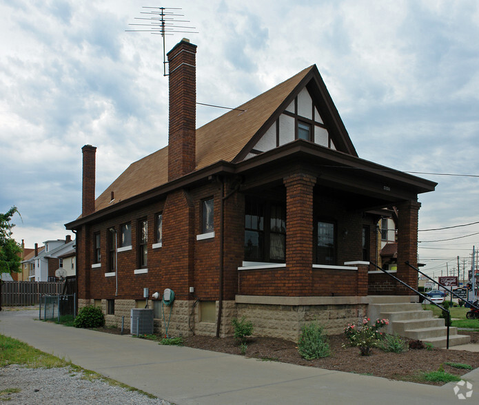 4947 Glenway Ave, Cincinnati, OH for sale - Primary Photo - Image 1 of 1