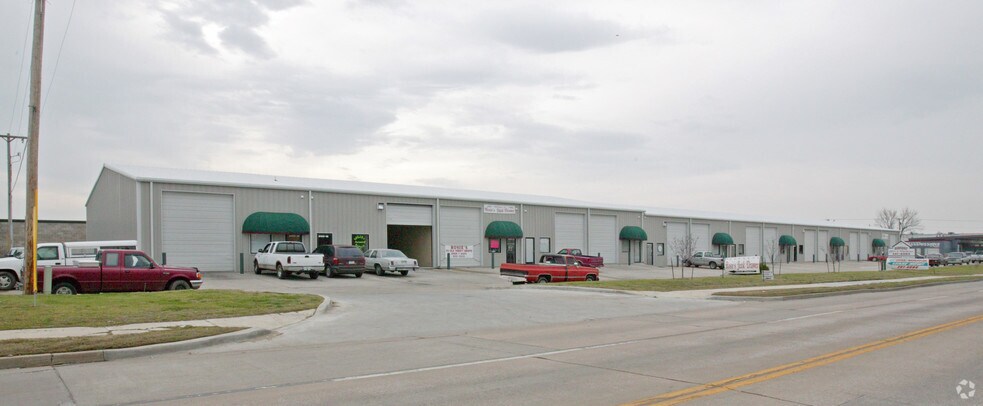 2133 N Sheridan Rd, Tulsa, OK for lease - Building Photo - Image 2 of 8